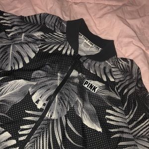 Victoria’s Secret PINK Zip-Up Floral Jacket 💗